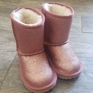 Toddler girls UGG boots